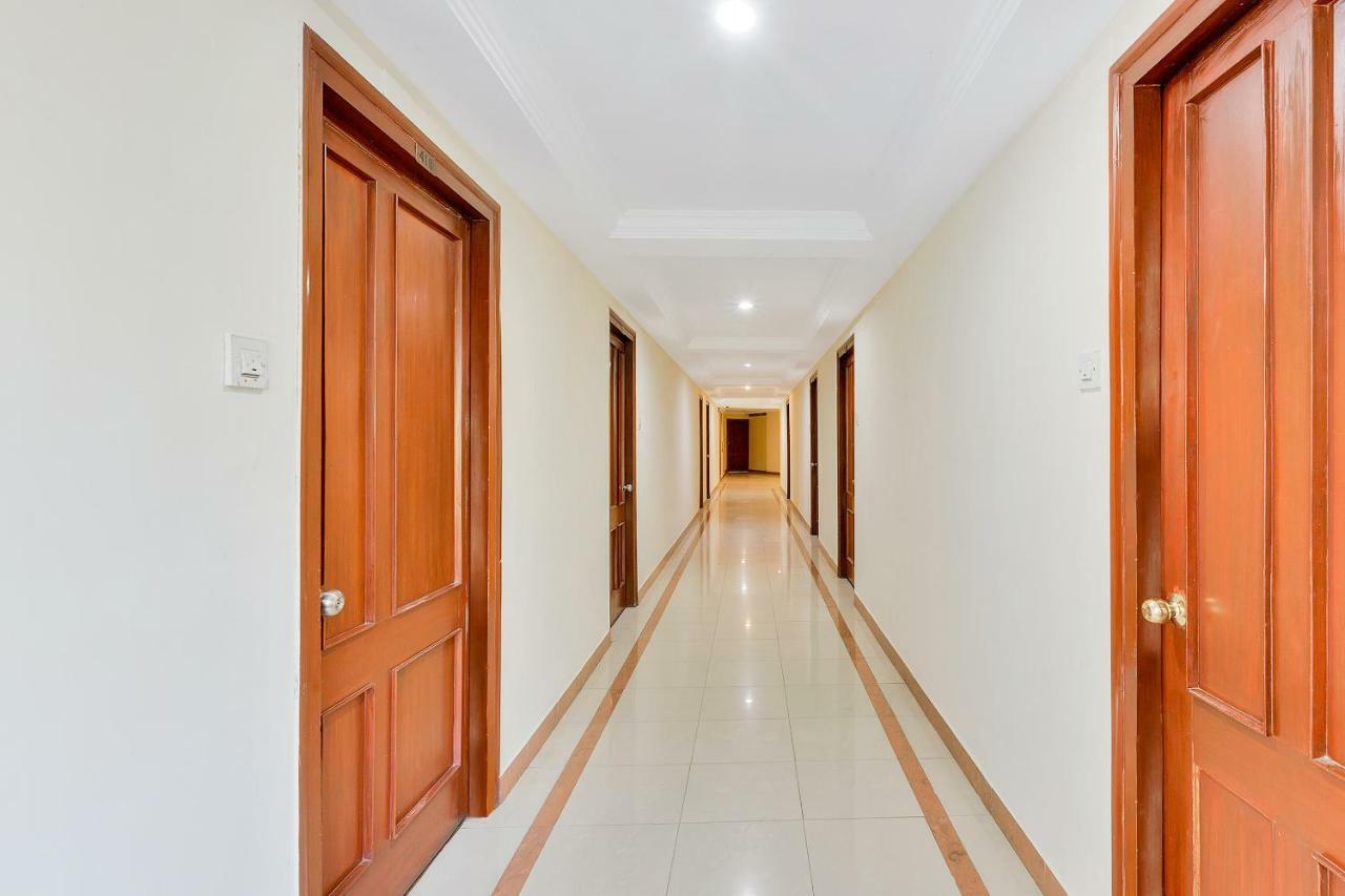 Oyo 10534 Hotel Kanishka Bangalore Exterior photo